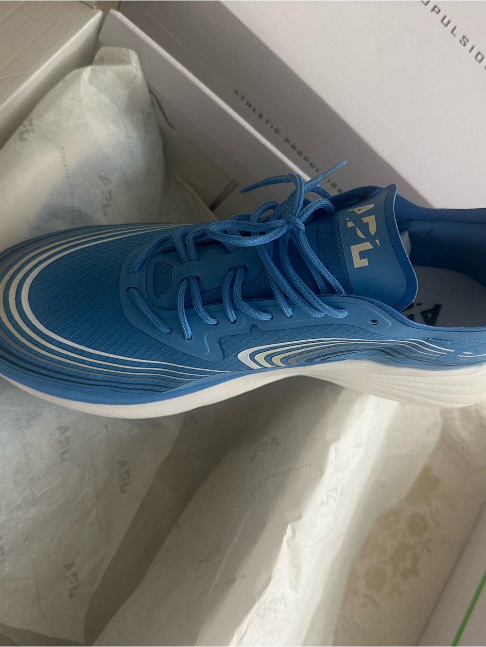 APL Men's Streamline Shoes in Coastal Blue and White - Picture 4 of 6